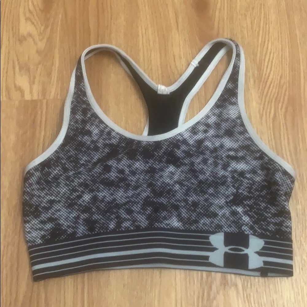 UnderArmour  black and white sports bra